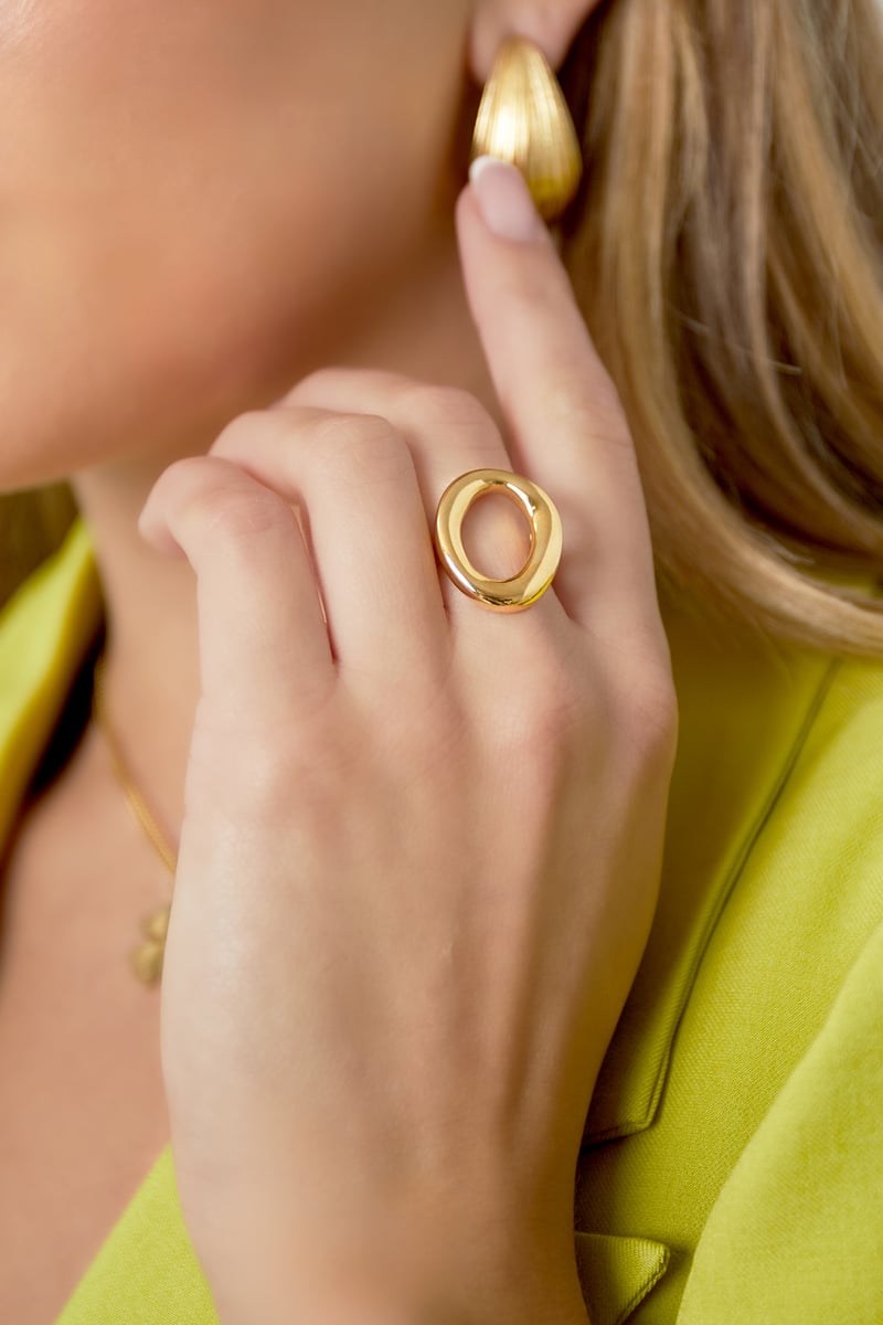 Oval Hoop