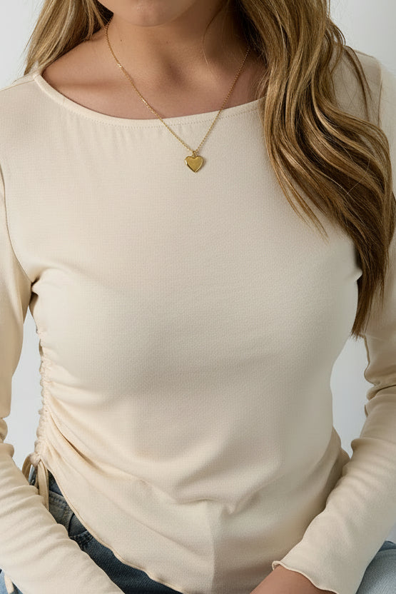 Necklace hanging heart with front closure